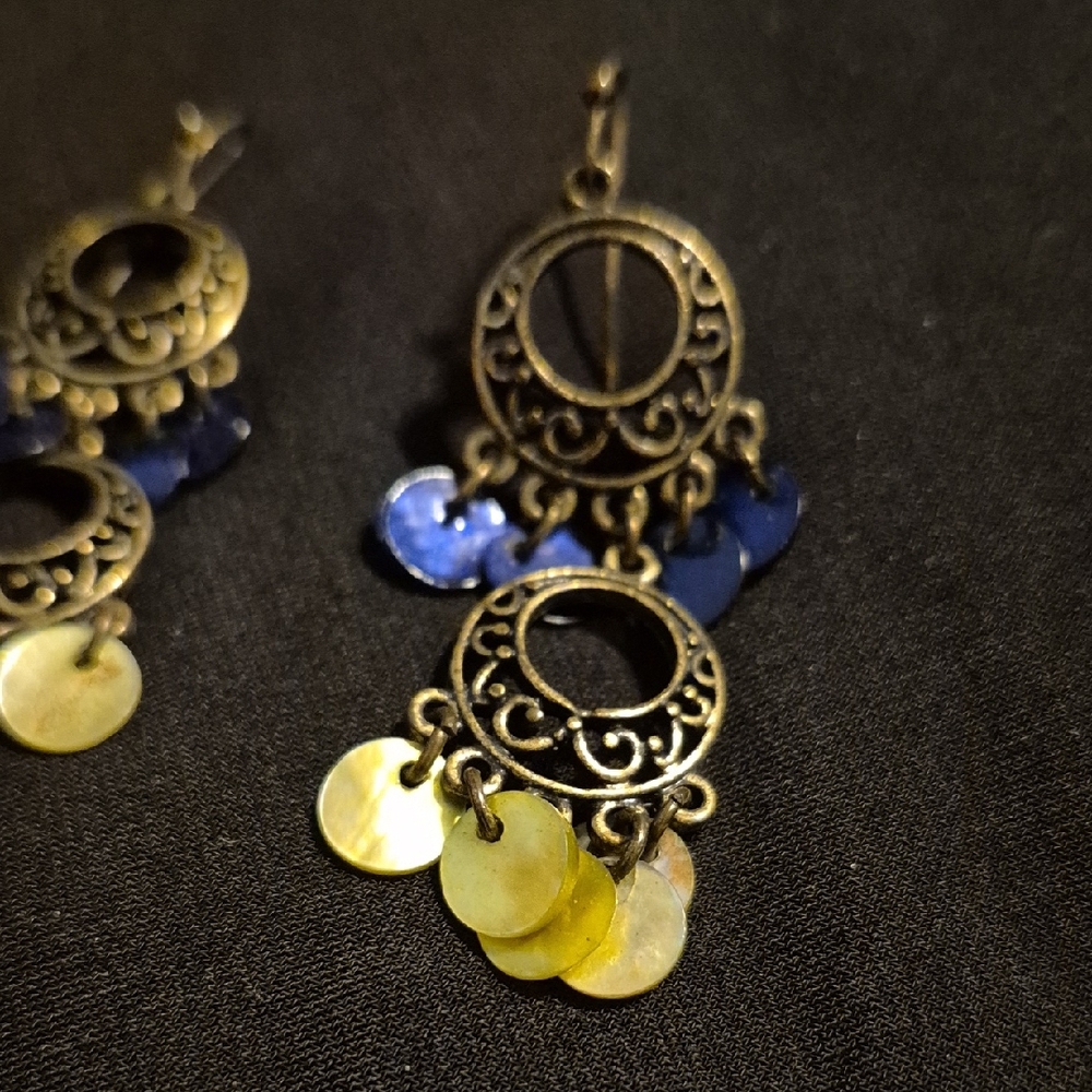 Bronze toned Dangle Earrings